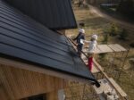 ROOFIN~3.JPG