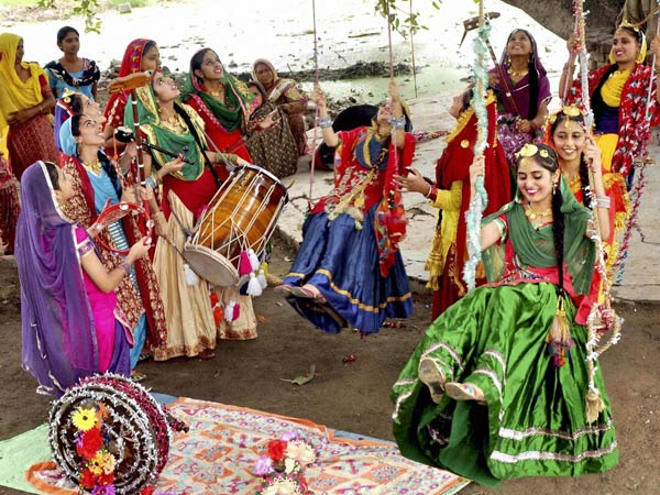 Teej Festival 2020 Date, Essay, History of Teej in Rajasthan, Punjab,  Haryana, India - BigNet India